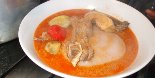 fufu with peanuts soup
