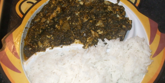 rice with egg and spinach stew
